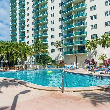 شاطئ سَني إسلِس Miami Holiday Apartments المظهر الخارجي الصورة