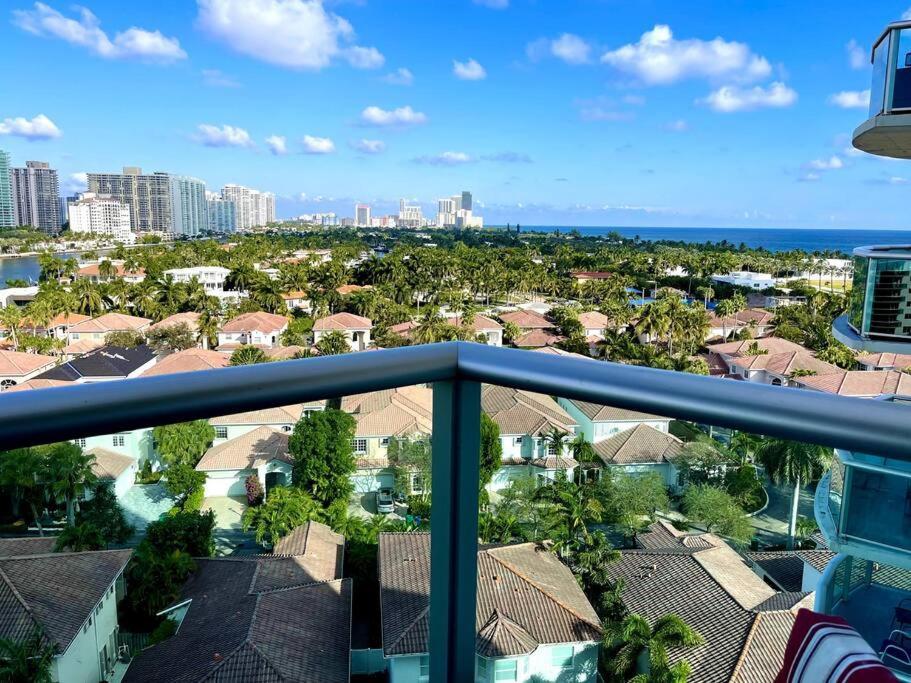 شاطئ سَني إسلِس Miami Holiday Apartments المظهر الخارجي الصورة